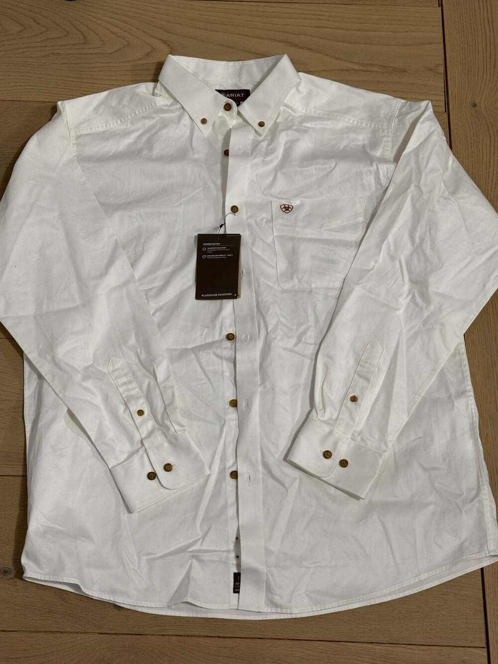 Ariat Men's Solid Twill Classic Long-Sleeve Button-Down Shirt